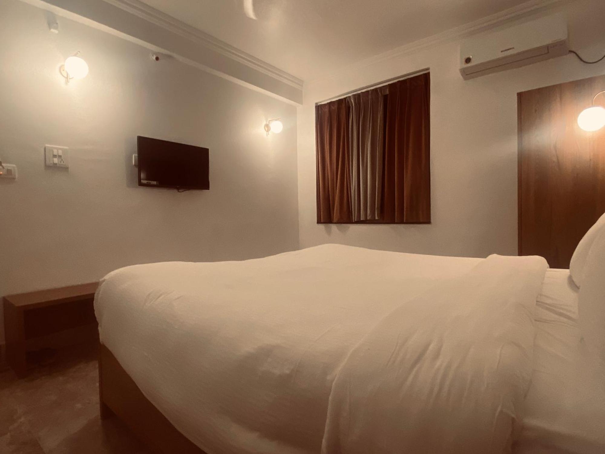 Bhopal Lake Stays Exterior photo
